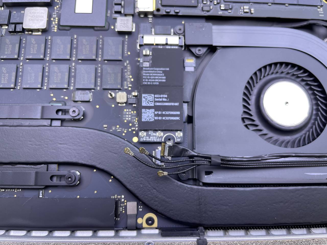 APPLE MACBOOK PRO A1398 Early 2013 Logic Board 2.8GHz 16GB 820-3332-A